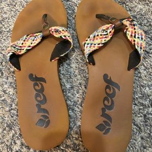 Reef Flip Flops Colorful Size 7.5